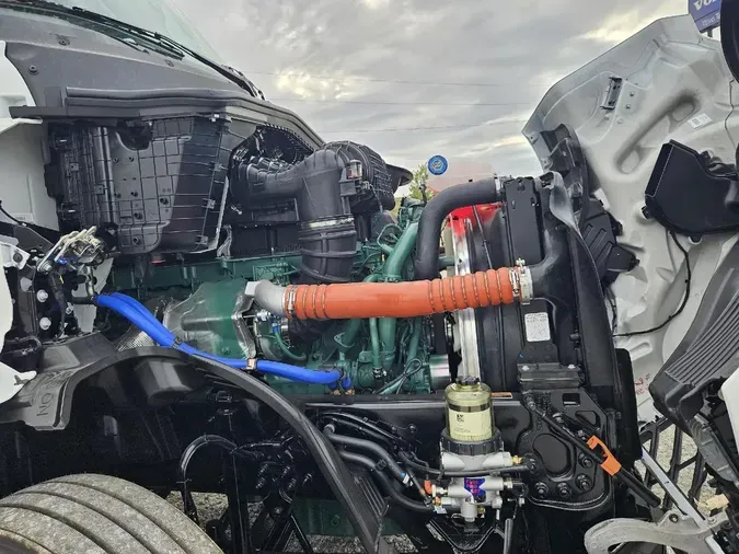 2026 VOLVO VNL64T86041a51e539b852dbf8e91b513282e17a5