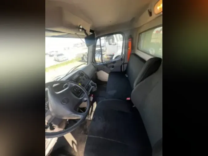 2019 FREIGHTLINER/MERCEDES M2 10641a5588f019be6a74446fc76eee5d51d