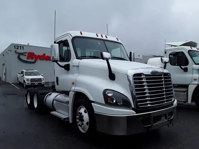 2020 FREIGHTLINER CASCADIA 125
