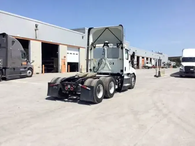 2019 Freightliner Cascadia