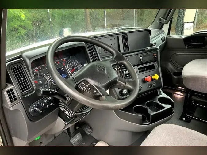 2020 INT LT625 6x4