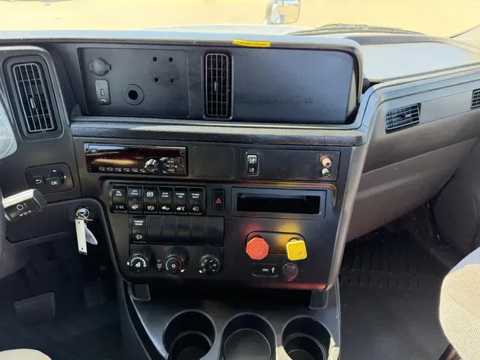 2021 International LT625