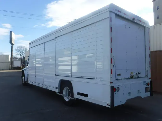 2017 FREIGHTLINER/MERCEDES M2 106