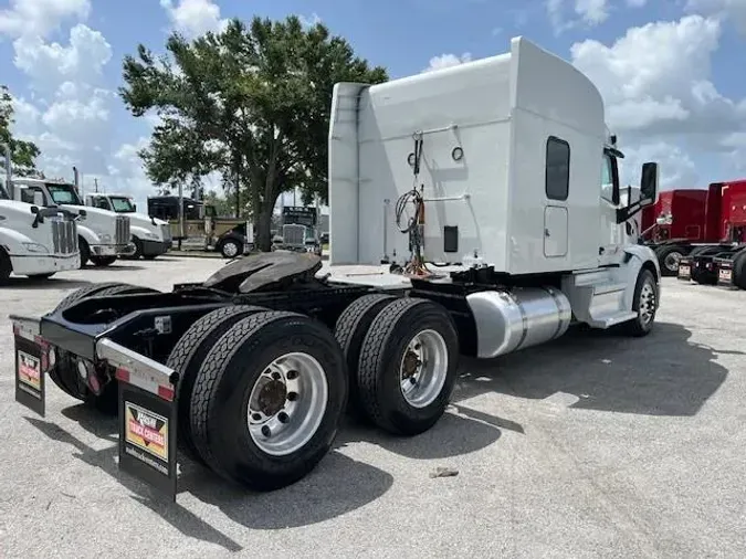 2021 Peterbilt 579