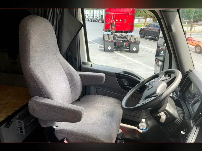 2022 INT LT625 6x4