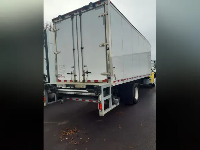 2016 FREIGHTLINER/MERCEDES M2 106