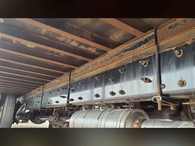 2017 FREIGHTLINER/MERCEDES M2 106