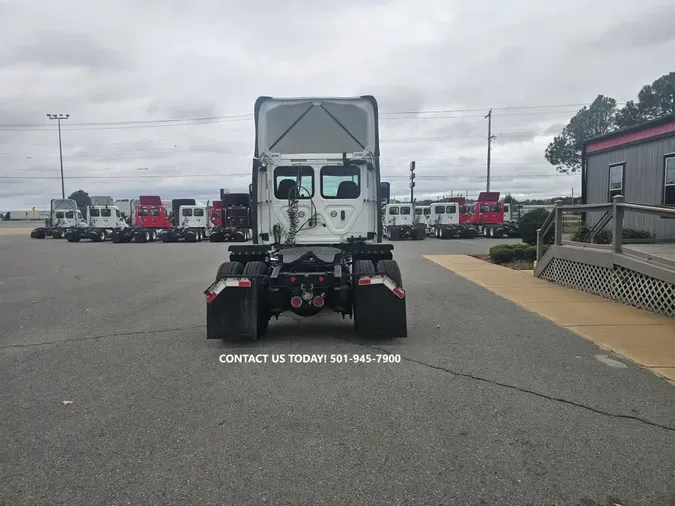 2018 FREIGHTLINER/MERCEDES CASCADIA 113