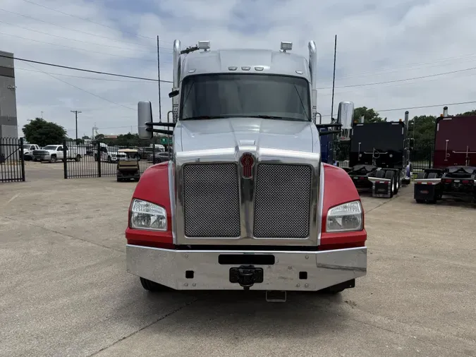 2019 Kenworth T880