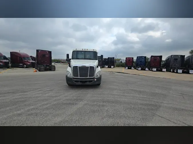 2019 Freightliner Cascadia 12541b70921ec0eb68fa1cc4107f2da153a
