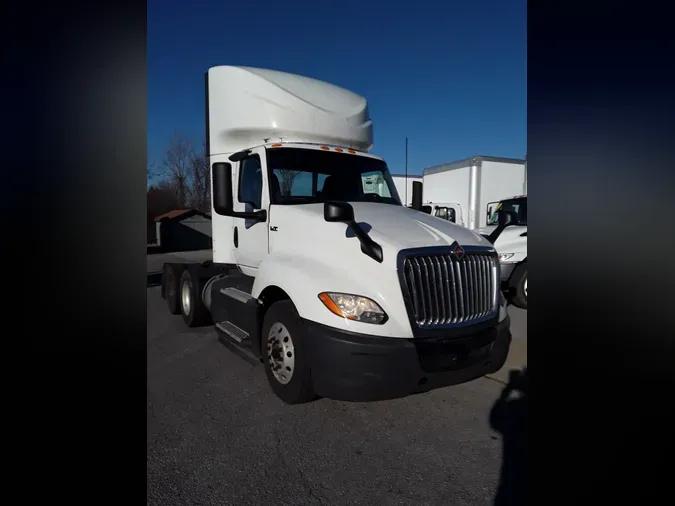 2020 NAVISTAR INTERNATIONAL LT625 DAYCAB T/A