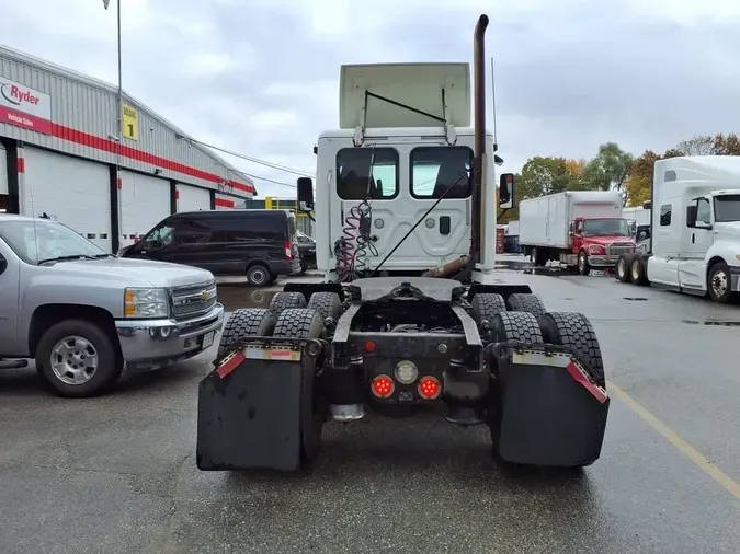 2017 FREIGHTLINER/MERCEDES CASCADIA 12541b93cc7af6dc7c0ec77cad50c8fce5c