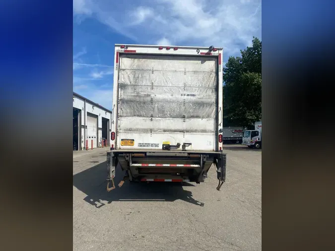 2019 FREIGHTLINER/MERCEDES M2 106