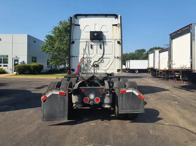 2019 FREIGHTLINER CASCADIA 125