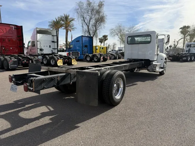 2019 Peterbilt 337