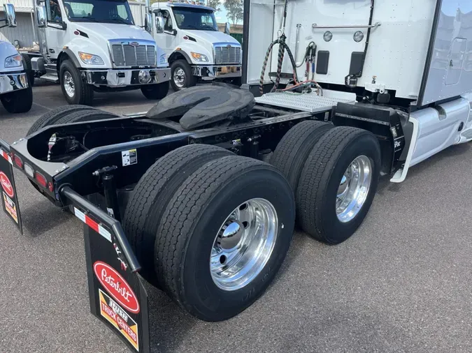 2022 Peterbilt 579