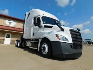 2018 Freightliner New Cascadia 126