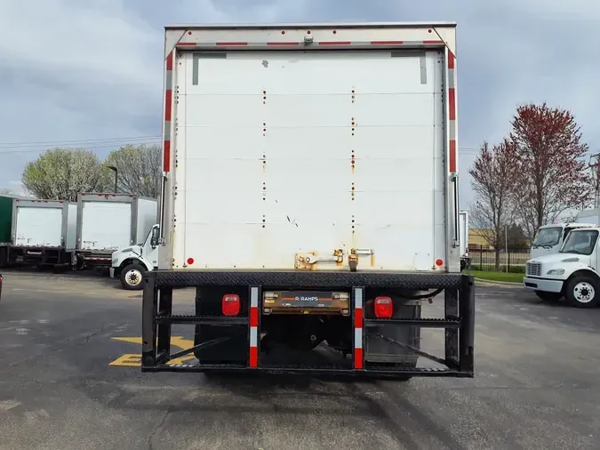 2019 FREIGHTLINER/MERCEDES M2 106