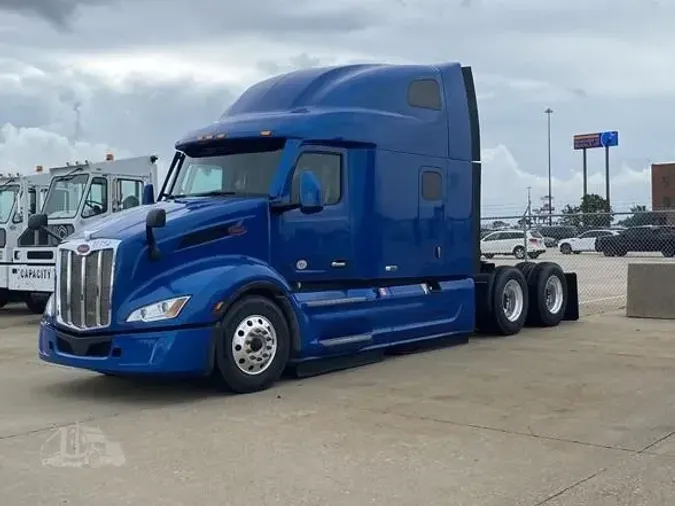 2022 PETERBILT 579