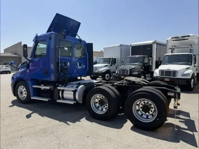 2020 Freightliner Cascadia41ccae49272716b5bf12be39e8856d5c