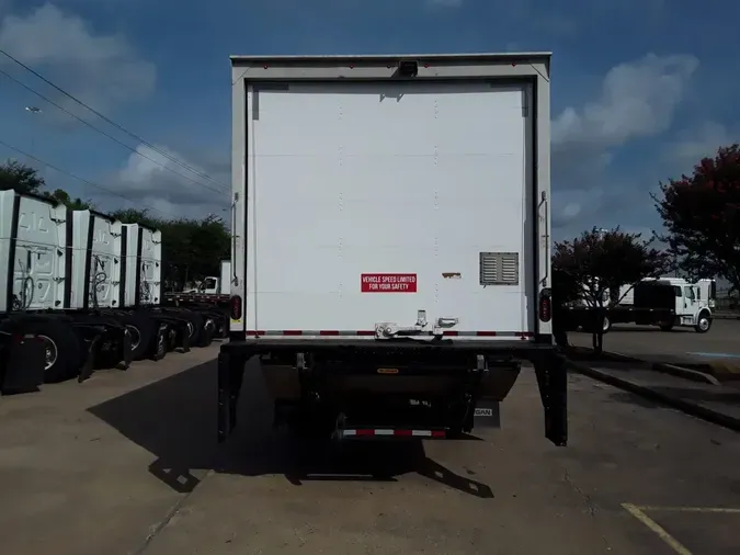 2022 FREIGHTLINER M2 106