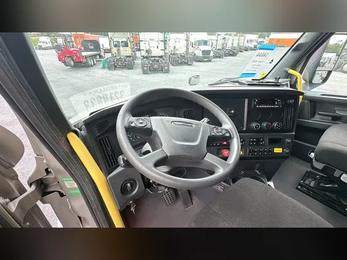 2023 Freightliner Cascadia 12641d341be4f2b22e95e93ee3fdad97505