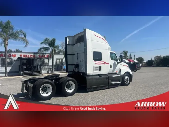 2022 INTERNATIONAL LT