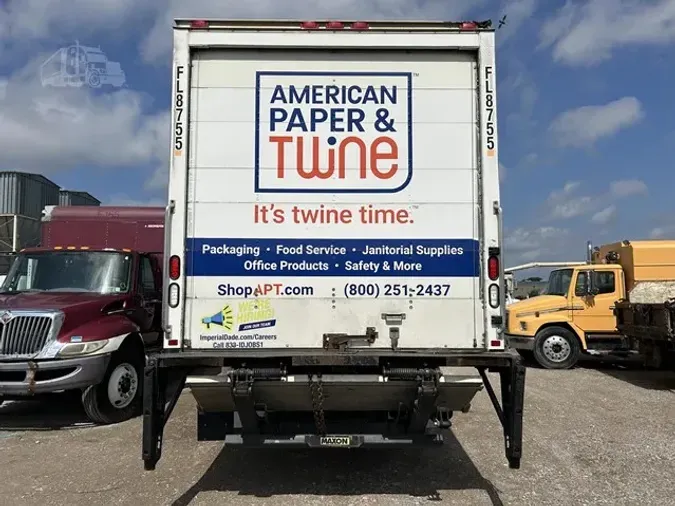 2018 FREIGHTLINER BUSINESS CLASS M2 106