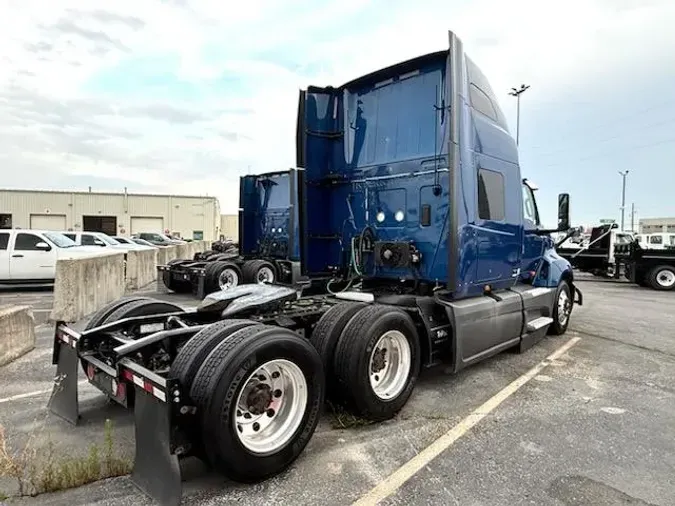 2021 International LT625