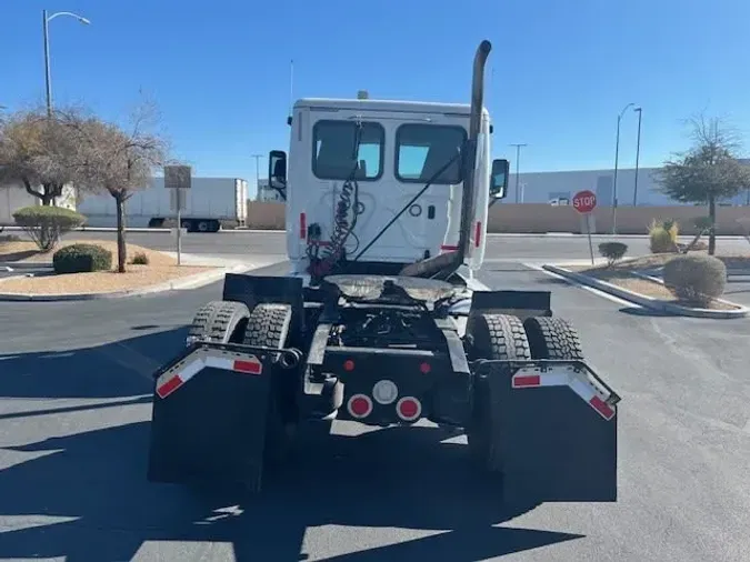 2018 FREIGHTLINER/MERCEDES CASCADIA 113