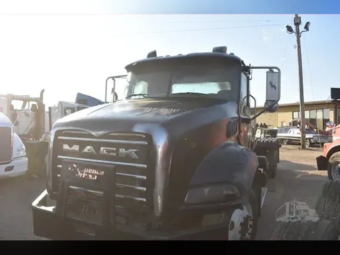 2013 MACK GRANITE GU81341d7313d14059571964d574dd46aa5e4