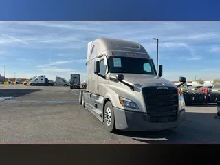 2024 Freightliner Cascadia 126