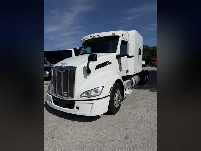 2022 Peterbilt 57941d91d741430b460979f2f83da889ff1