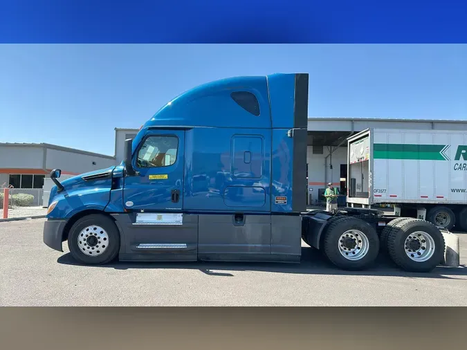 2022 Freightliner Cascadia