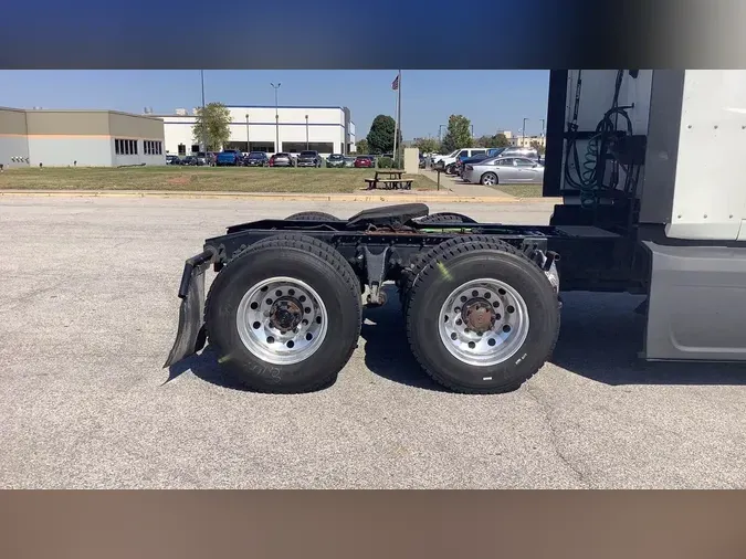 2022 International LT625