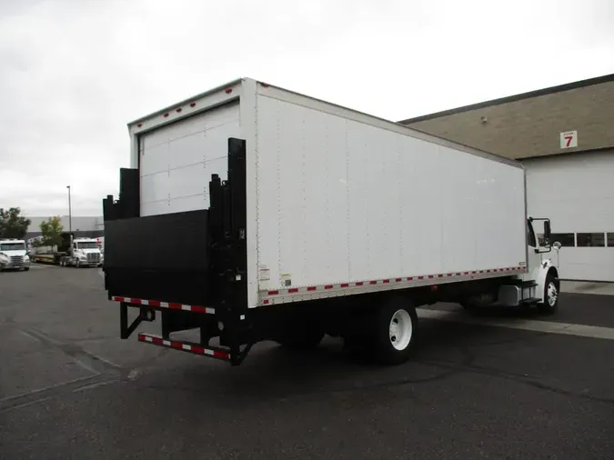 2018 FREIGHTLINER/MERCEDES M2 106