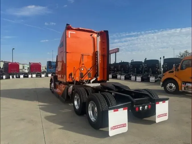 2025 Kenworth T680