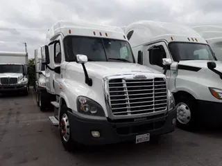 2017 FREIGHTLINER/MERCEDES CASCADIA 125