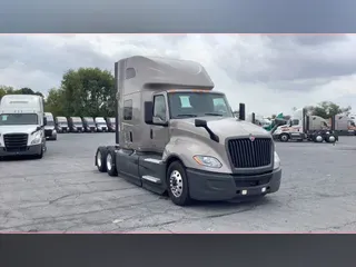 2022 International LT