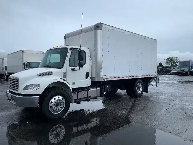 2021 Freightliner M2