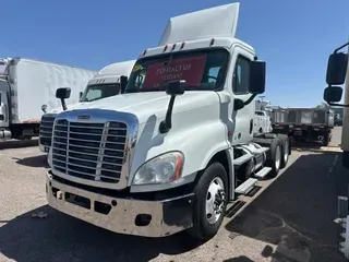 2017 FREIGHTLINER/MERCEDES CASCADIA 125