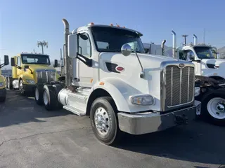 2020 Peterbilt 567