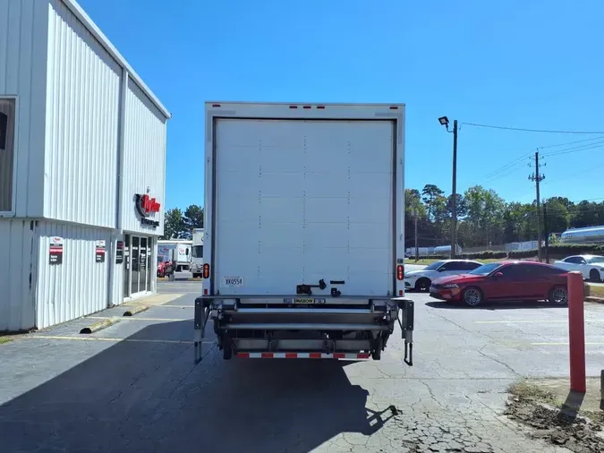 2020 FREIGHTLINER/MERCEDES M2 106