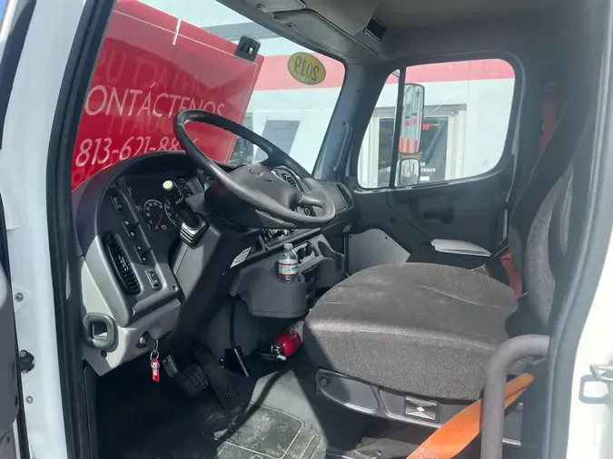 2019 FREIGHTLINER M2 106