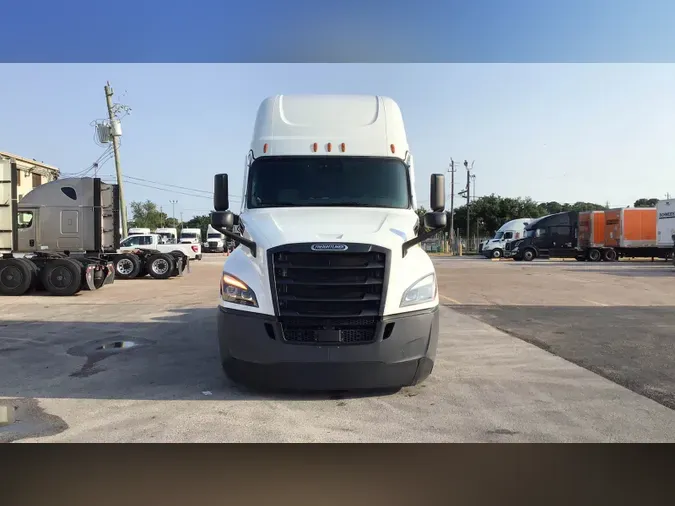 2022 Freightliner Cascadia