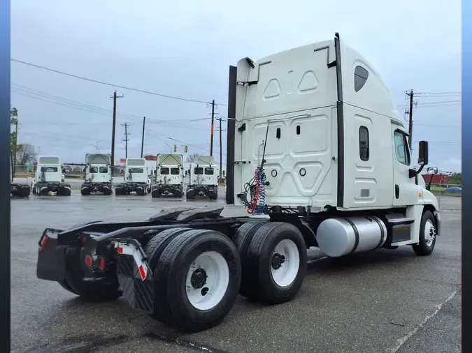2018 FREIGHTLINER/MERCEDES CASCADIA 125