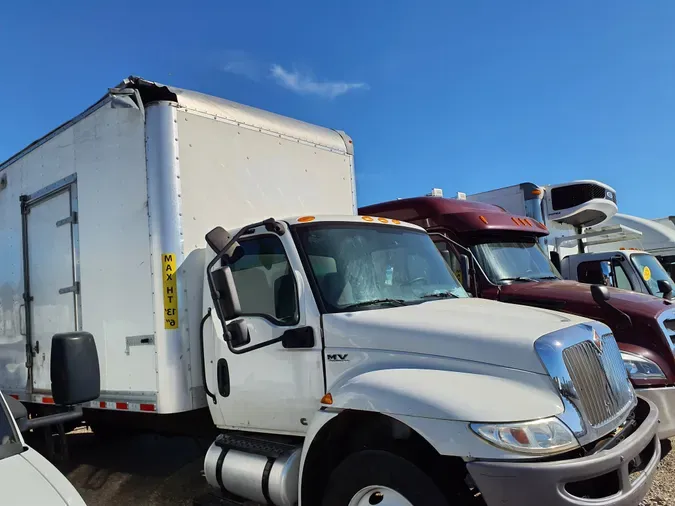 2020 NAVISTAR INTERNATIONAL MV607 (4X2)