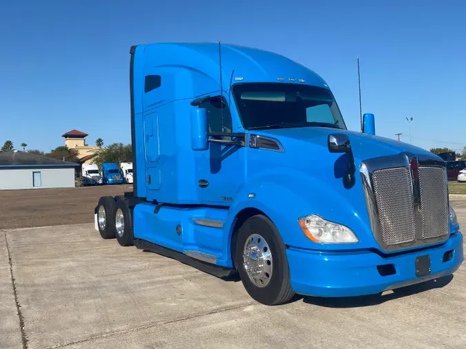 2022 Kenworth T680