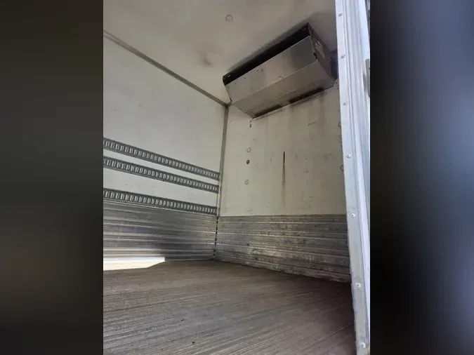 2019 HINO 26841f81dc8e34c262989c53ac12907fb65