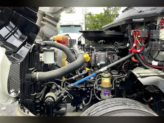 2022 INT LT625 6x4